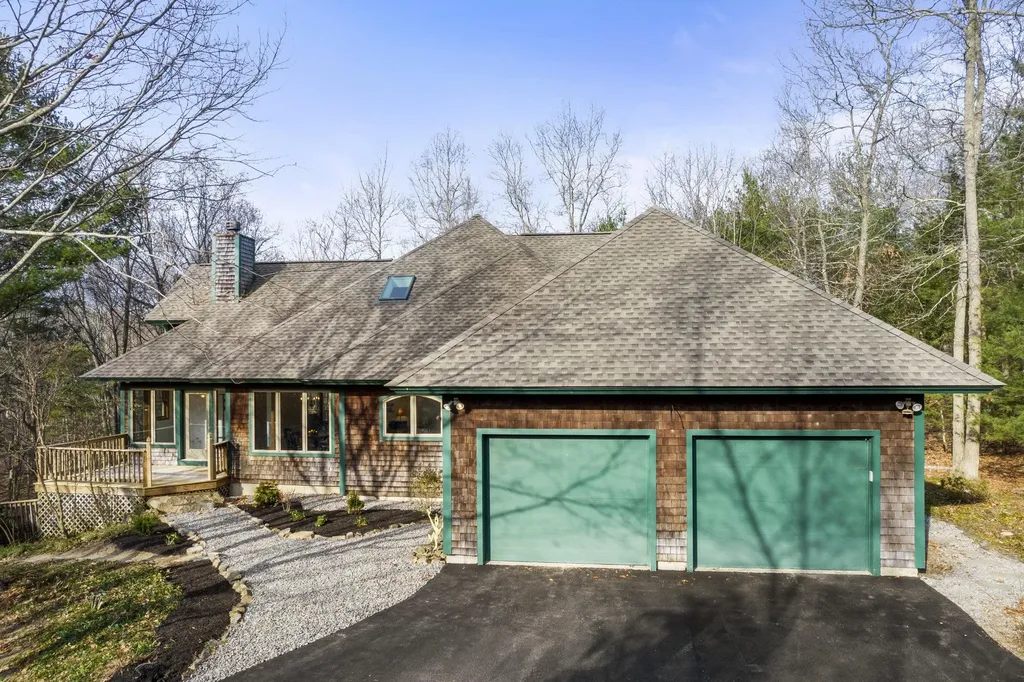 576 Bay Road Durham NH 03824