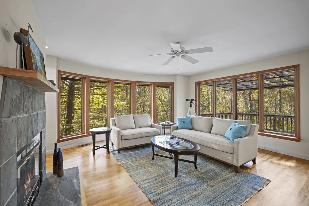 576 Bay Road Durham NH 03824