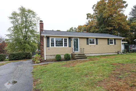 7 Norwich Road Nashua NH 03062