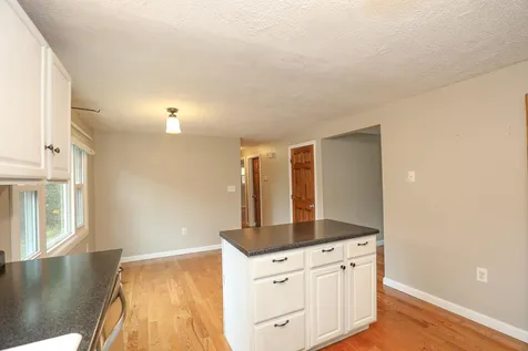 7 Norwich Road Nashua NH 03062
