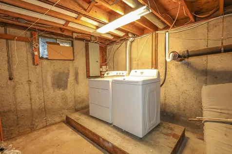 7 Norwich Road Nashua NH 03062