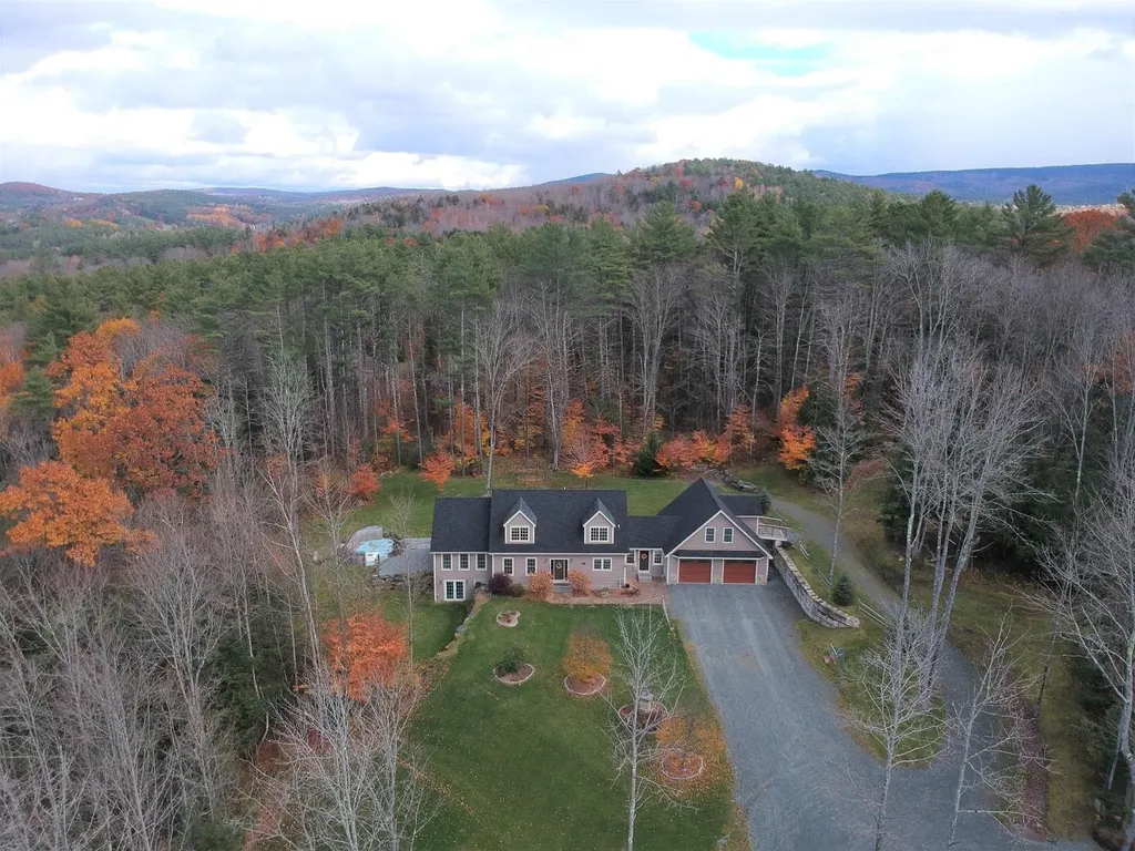 65 Whitaker Road Plainfield NH 03781