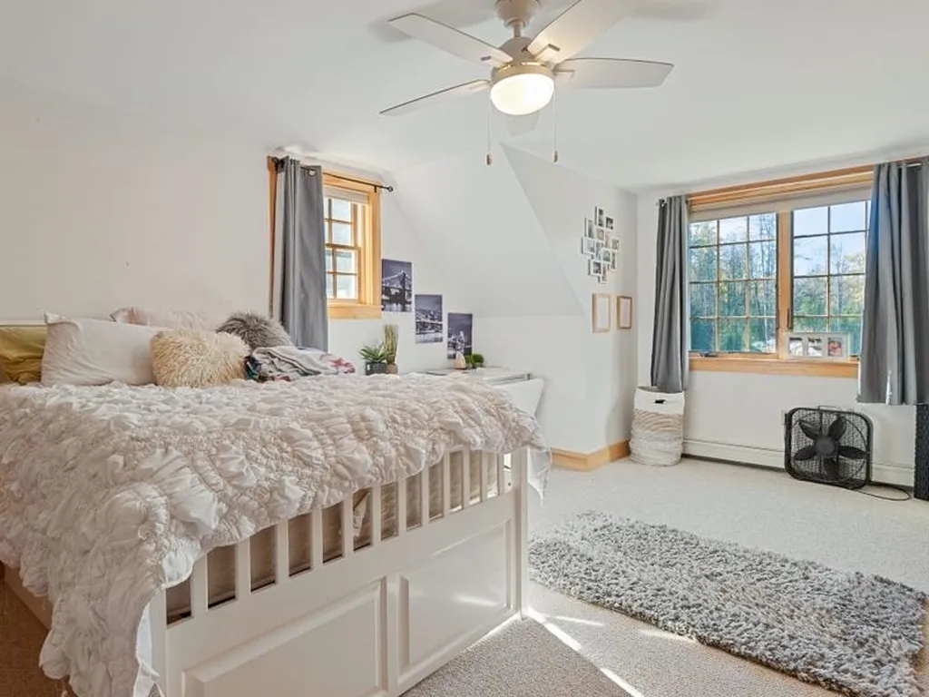 65 Whitaker Road Plainfield NH 03781