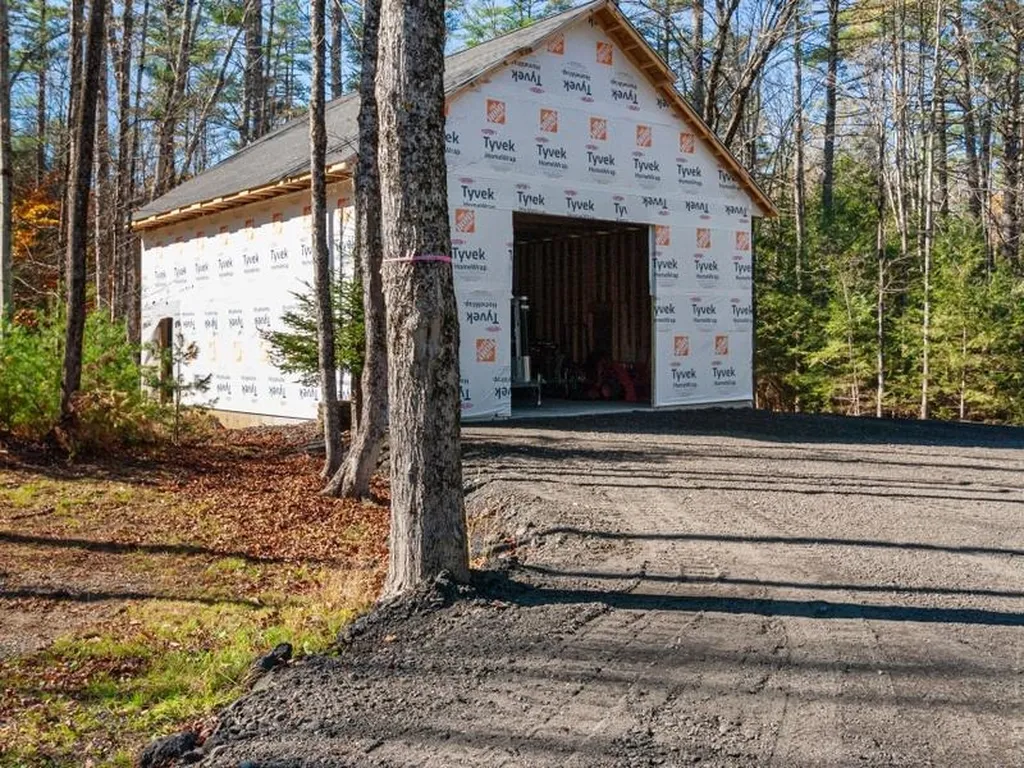 65 Whitaker Road Plainfield NH 03781