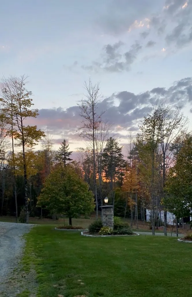 65 Whitaker Road Plainfield NH 03781