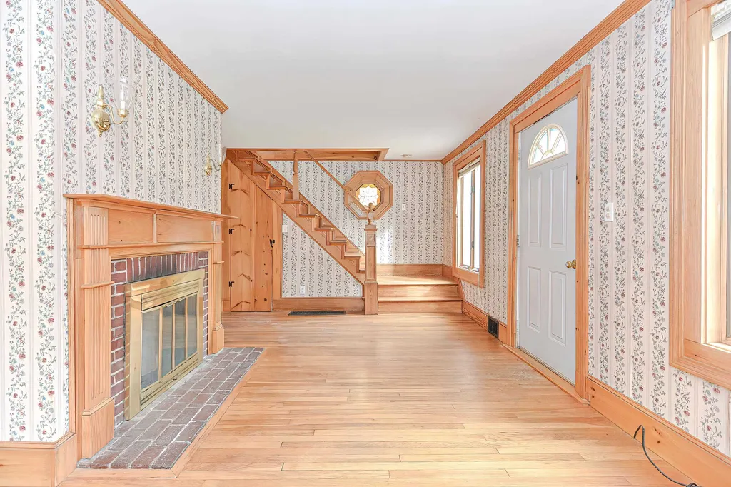 5 Evans Avenue Plaistow NH 03865