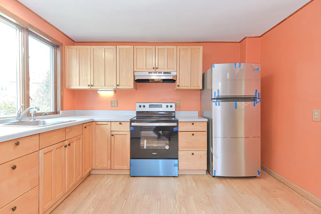 5 Evans Avenue Plaistow NH 03865