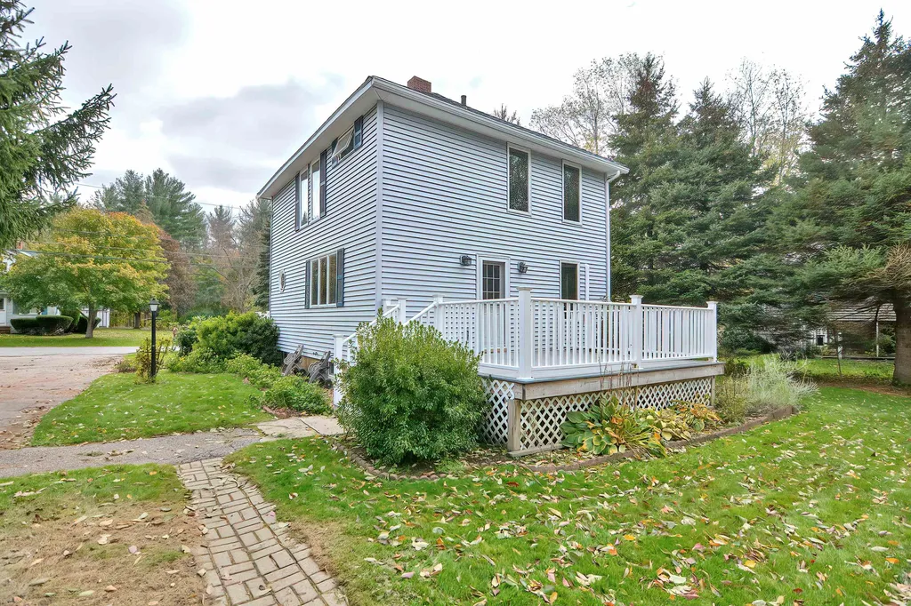 5 Evans Avenue Plaistow NH 03865