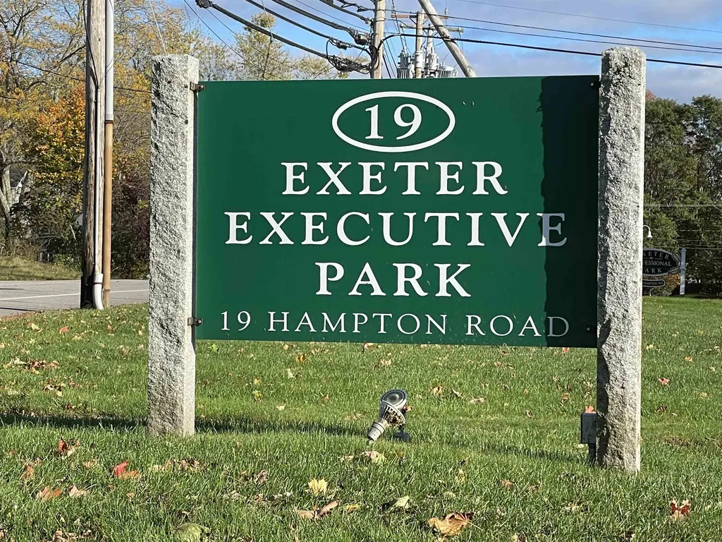 19 Hampton Road Exeter NH 03833