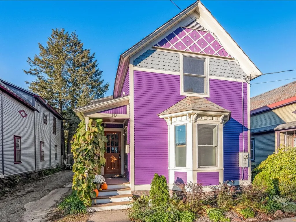 358 North Street Burlington VT 05401-2922