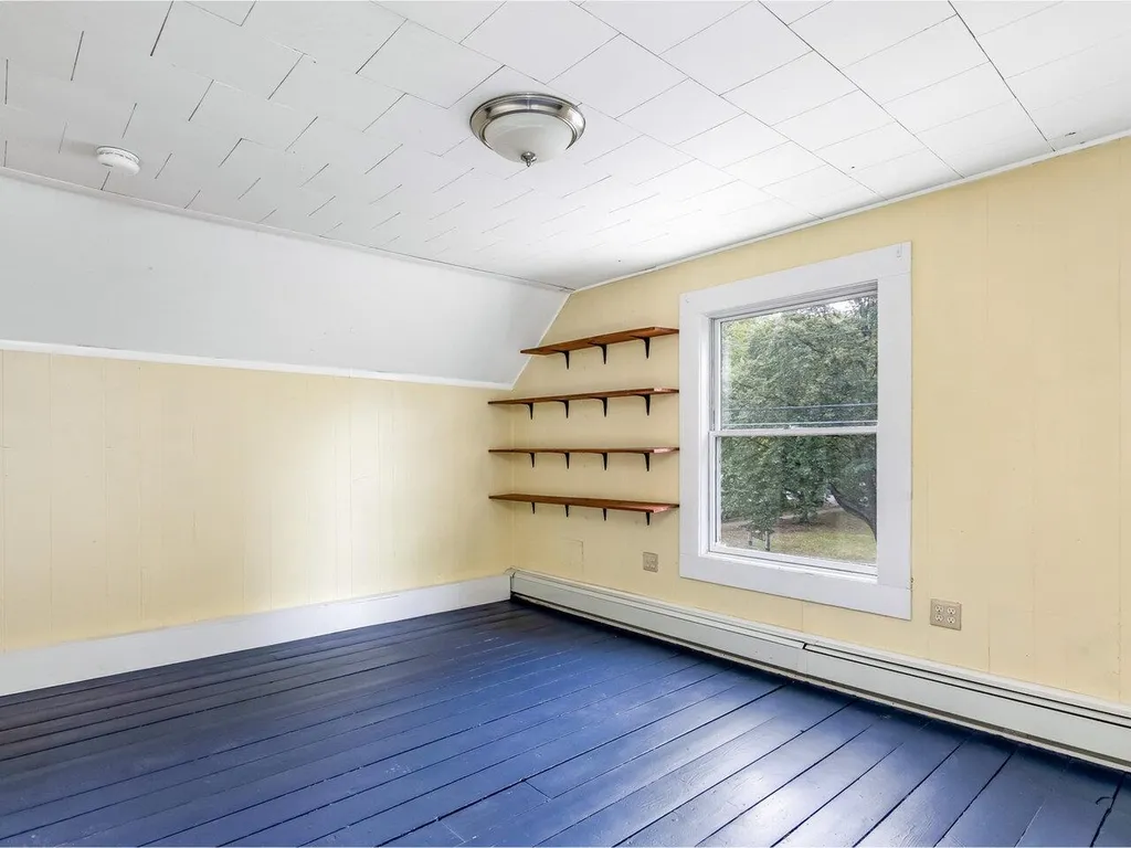 358 North Street Burlington VT 05401-2922