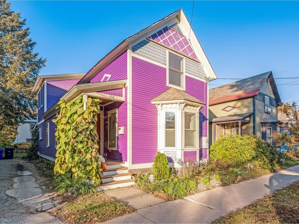 358 North Street Burlington VT 05401-2922