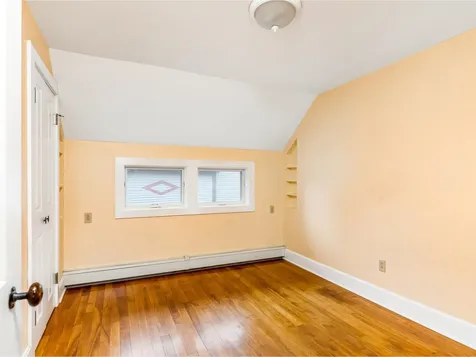 358 North Street Burlington VT 05401-2922