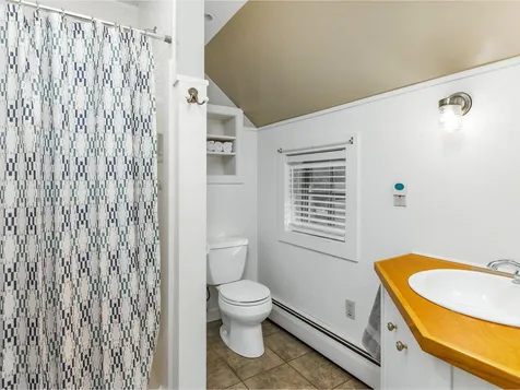 358 North Street Burlington VT 05401-2922