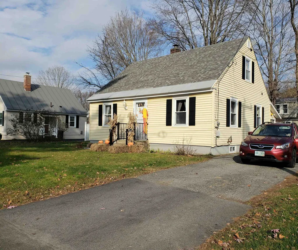 161 Bank Street Extension Lebanon NH 03766