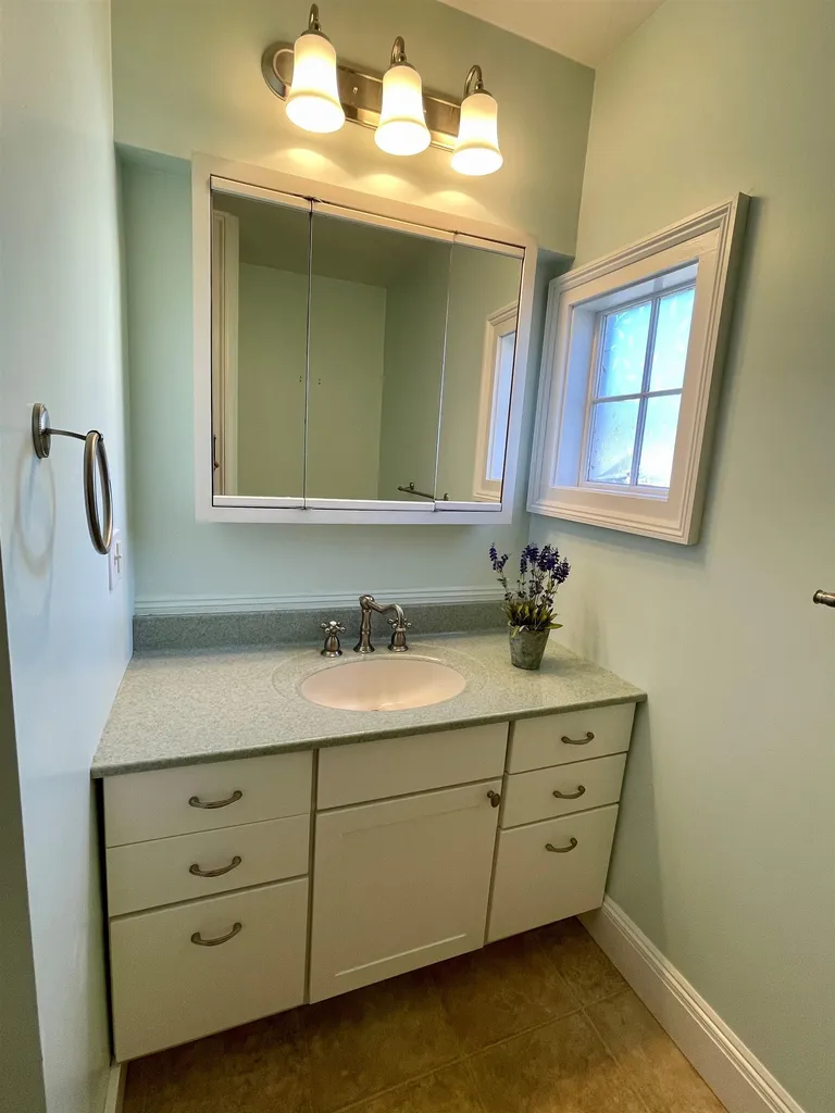 25 Park Street Keene NH 03431