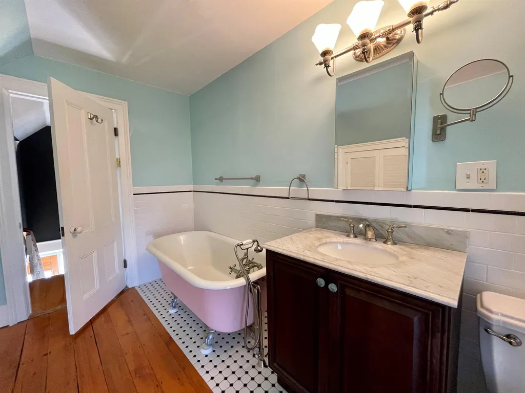 25 Park Street Keene NH 03431