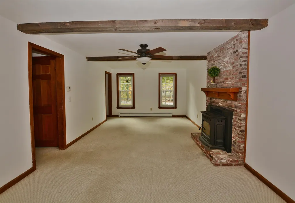 114 Warner Hill Road Derry NH 03038