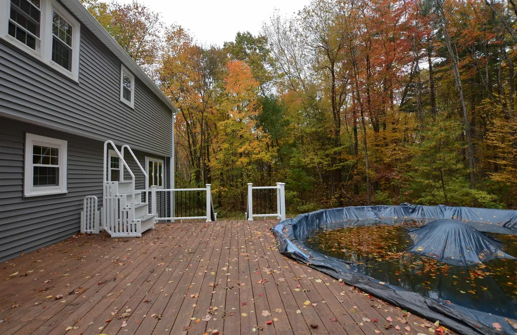 114 Warner Hill Road Derry NH 03038