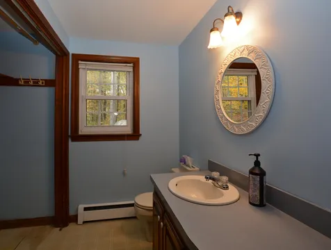 114 Warner Hill Road Derry NH 03038