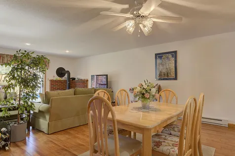 22 Northbrook Circle Conway NH 03860