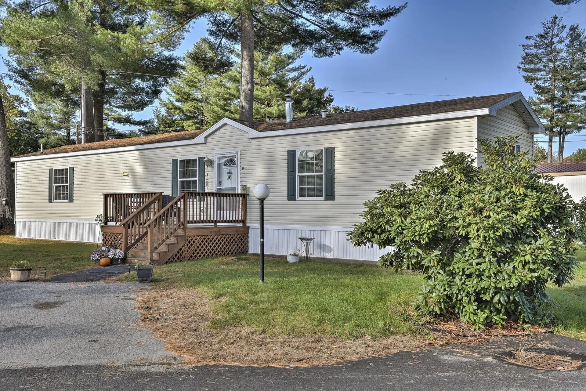 14 Robbins Street Hinsdale NH 03451