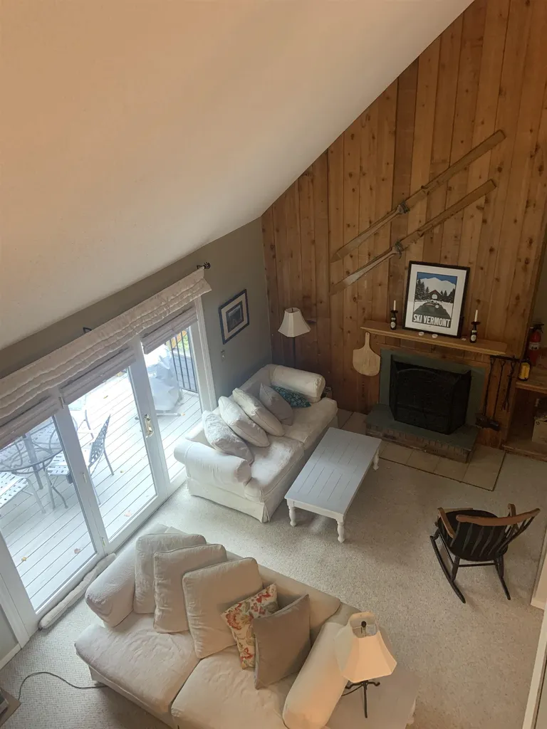 105 Williams Lane Hartford VT 05059
