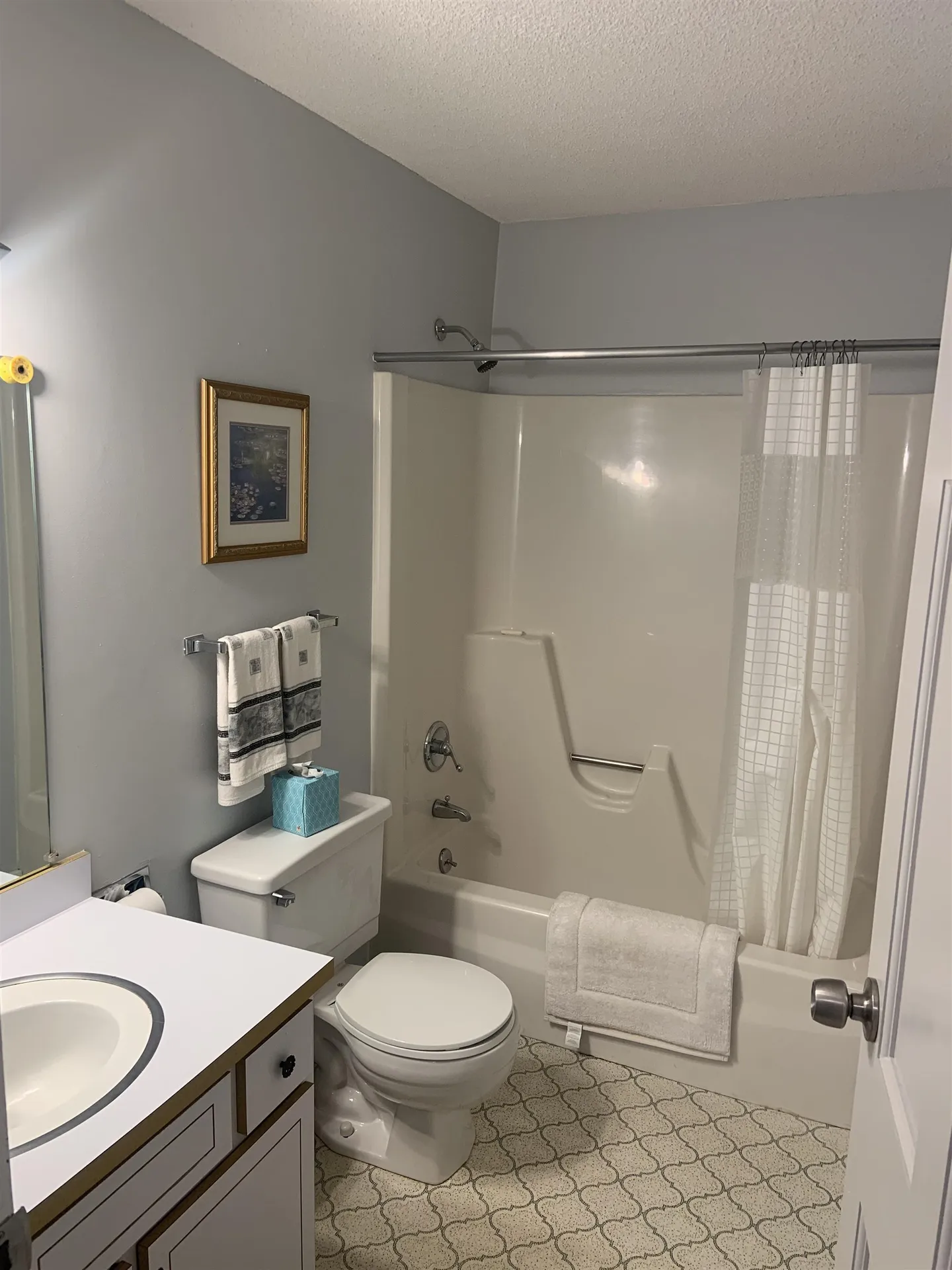 105 Williams Lane Hartford VT 05059