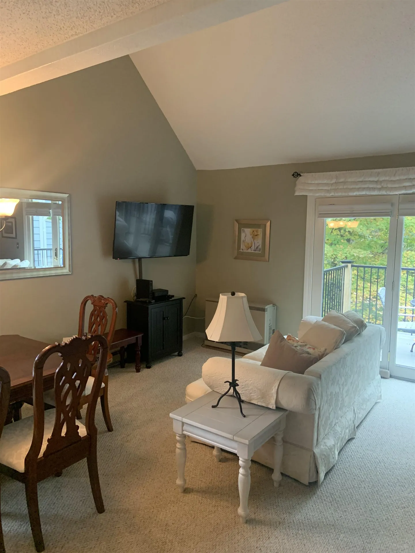 105 Williams Lane Hartford VT 05059