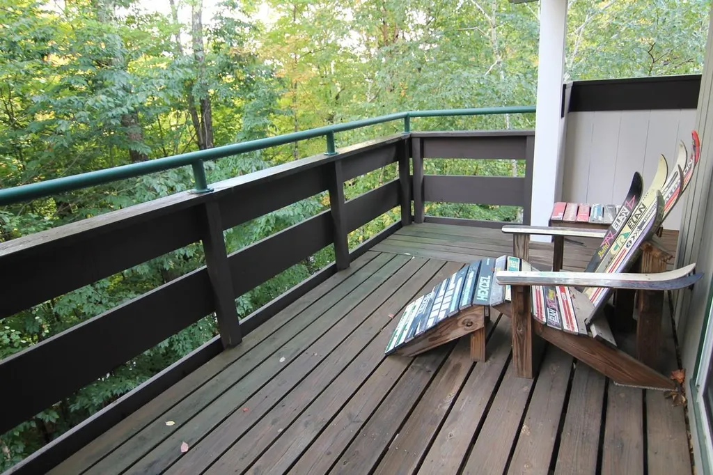 20b Bridgeview Road Lincoln NH 03251