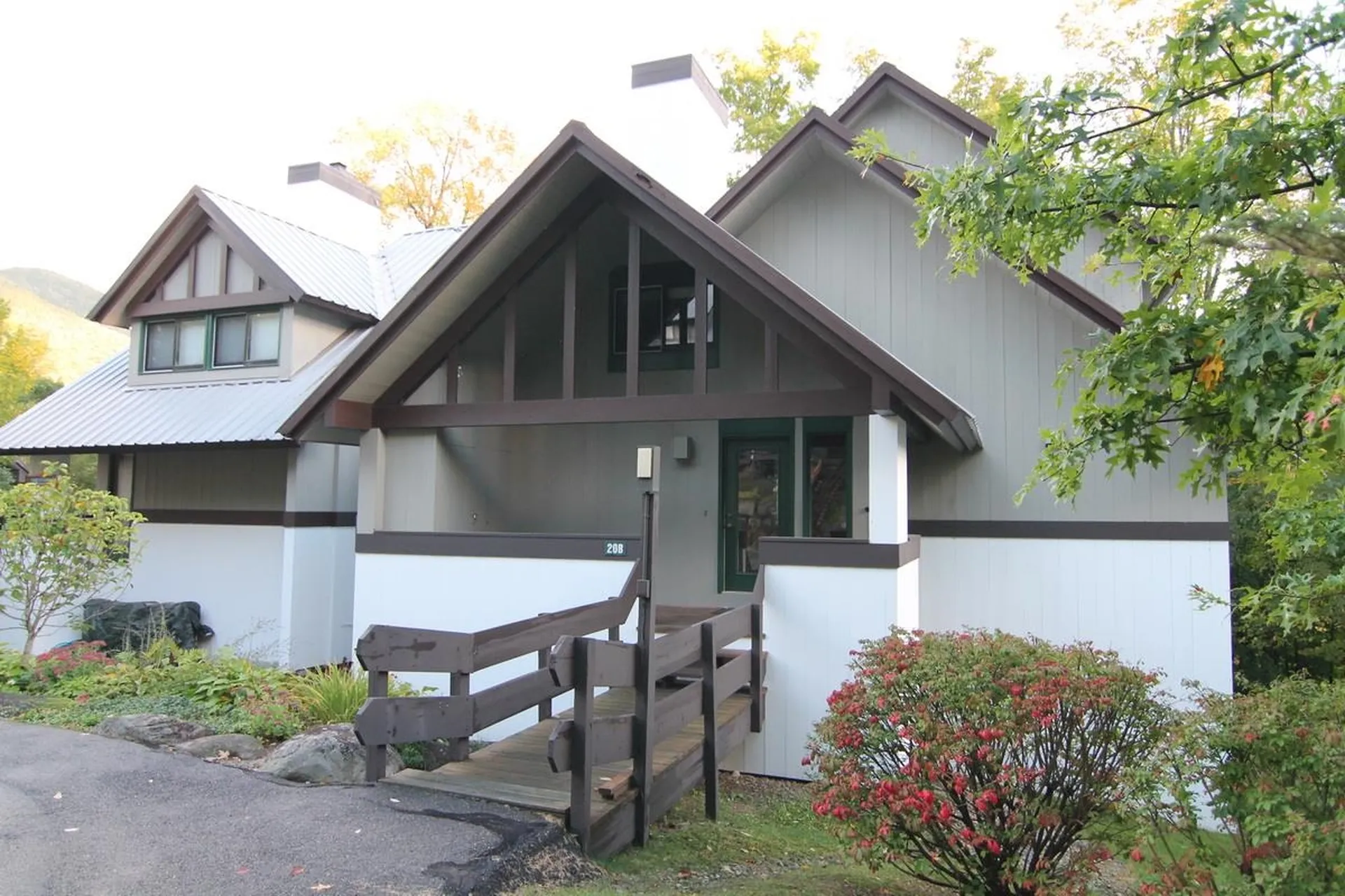 20b Bridgeview Road Lincoln NH 03251