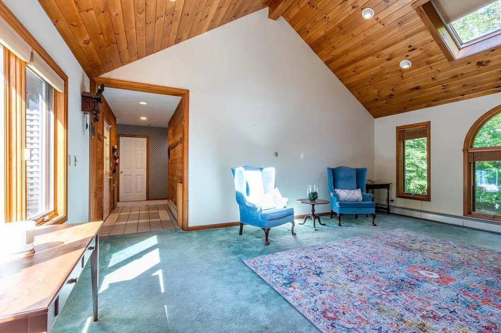 101 Barbara Jane Drive Jamaica VT 05343