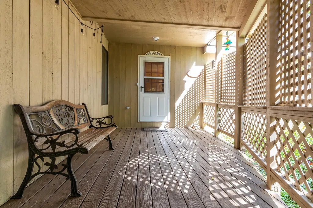 101 Barbara Jane Drive Jamaica VT 05343