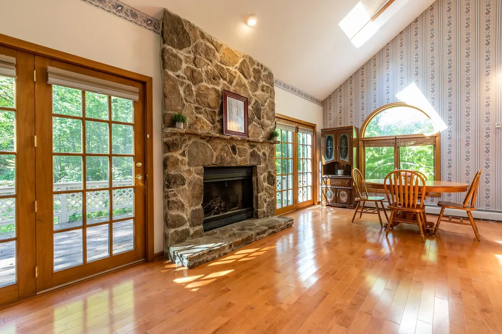 101 Barbara Jane Drive Jamaica VT 05343