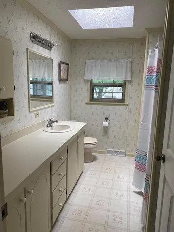 11 Dockside Lane Rochester NH 03867