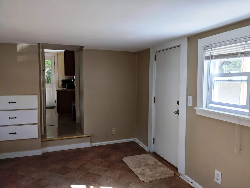 20 East Union Street Goffstown NH 03045