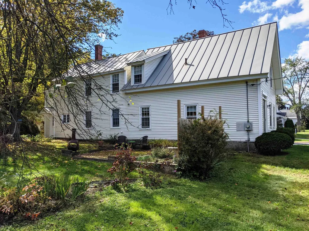 20 East Union Street Goffstown NH 03045