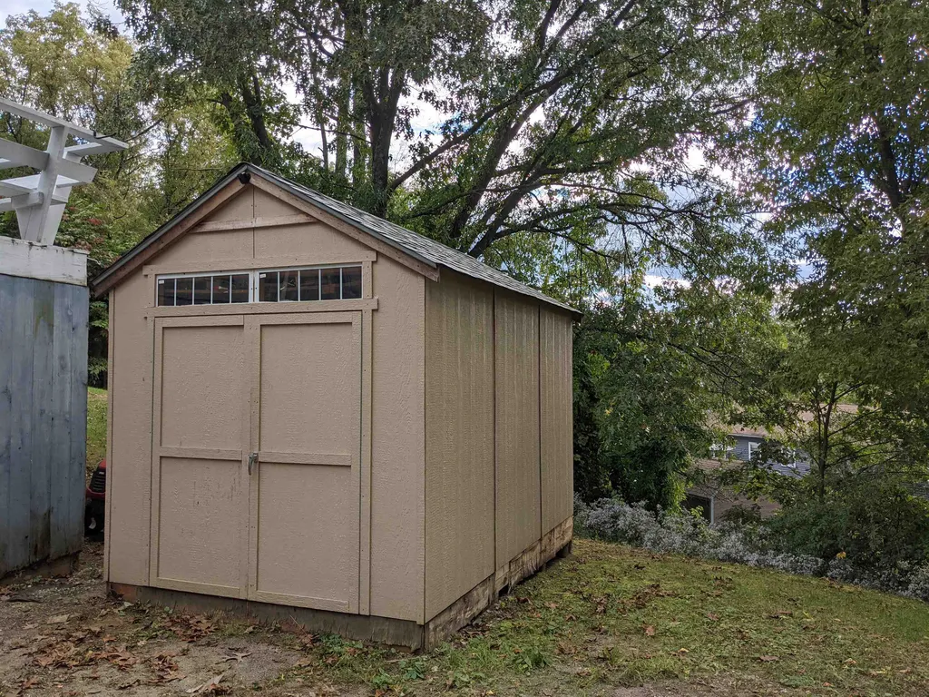 32 Hammond Road Charlestown NH 03603