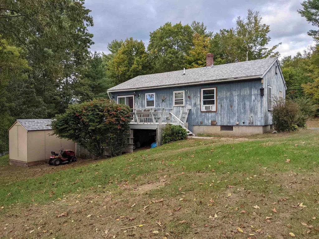 32 Hammond Road Charlestown NH 03603