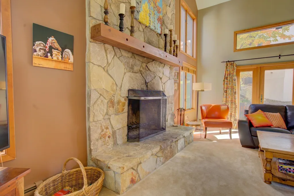 10 Middle Ridge Road Winhall VT 05340