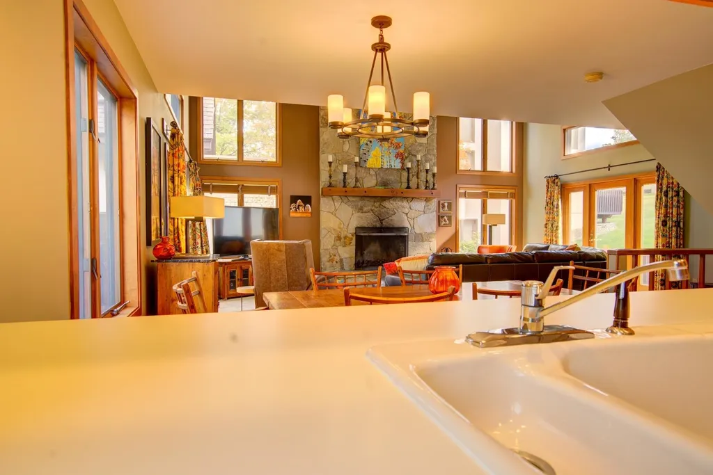 10 Middle Ridge Road Winhall VT 05340
