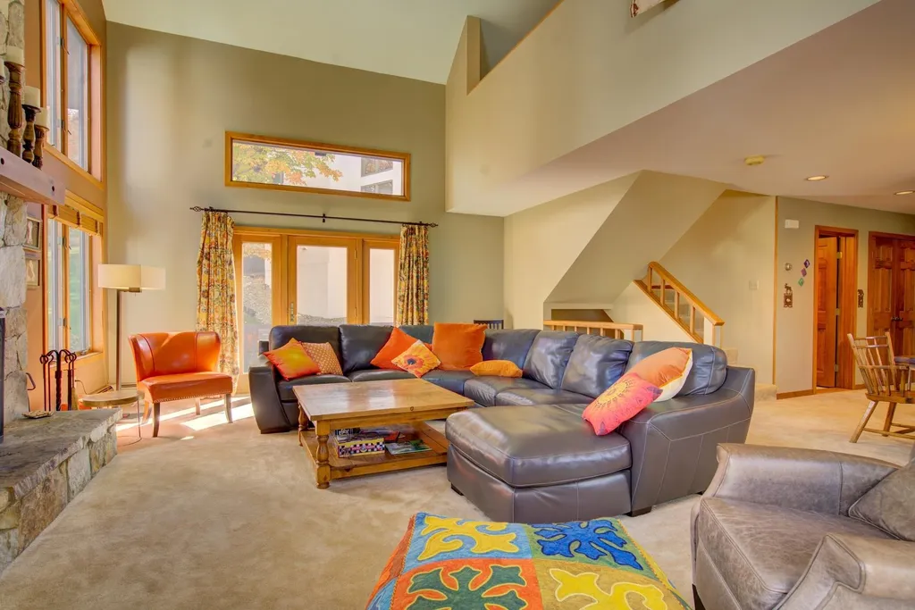 10 Middle Ridge Road Winhall VT 05340