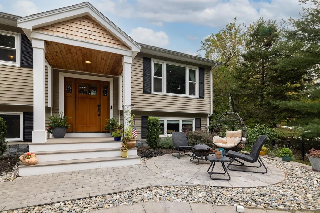 102 Marne Avenue Portsmouth NH 03801