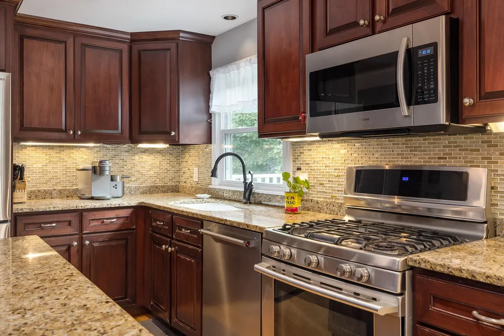 102 Marne Avenue Portsmouth NH 03801