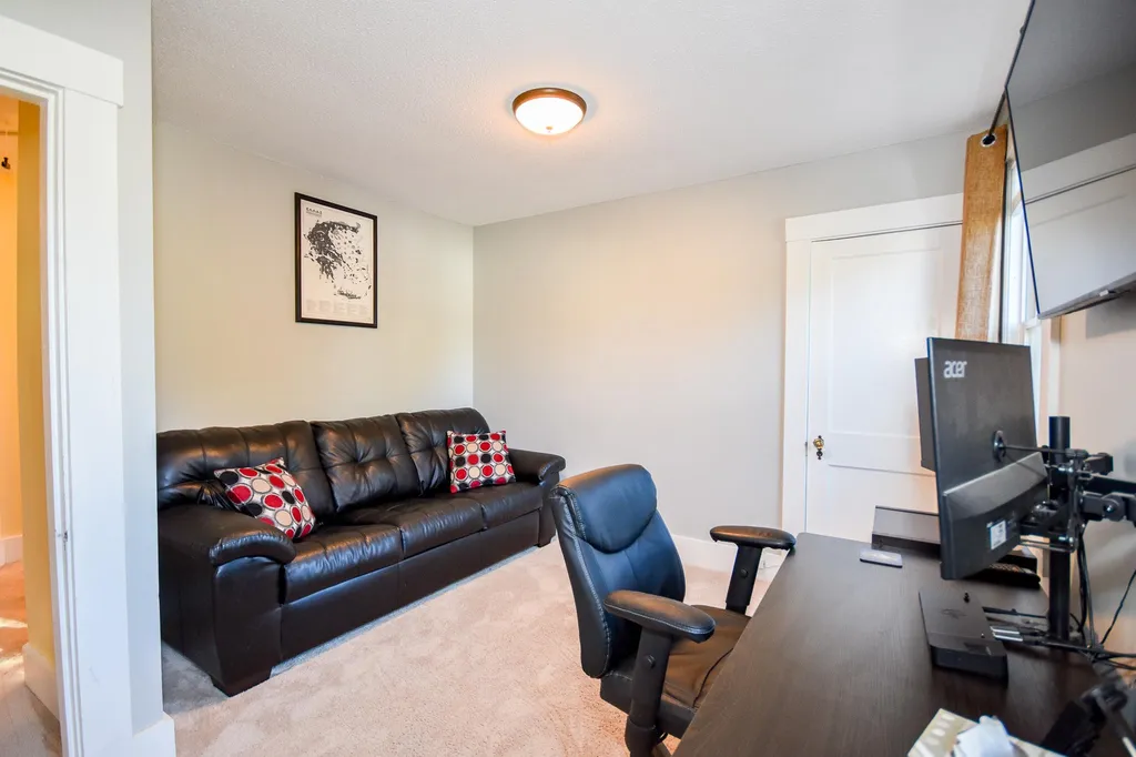 61 Central Avenue Dover NH 03820
