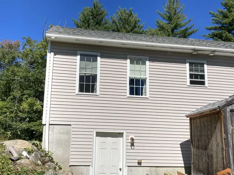 86 Manselville Road Deering NH 03244