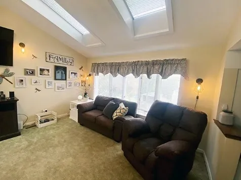 11 Columbus Circle Newport NH 03773