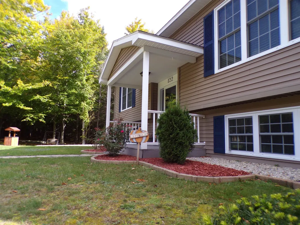 122 Raycrest Drive Randolph NH 03593
