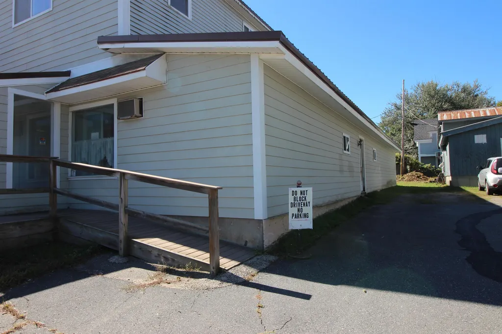 119 Central Street Haverhill NH 03765