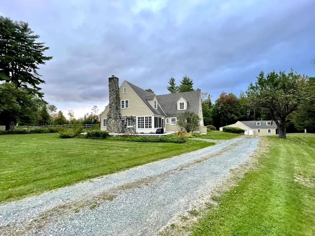 30 Mcmahon Drive Whitefield NH 03598